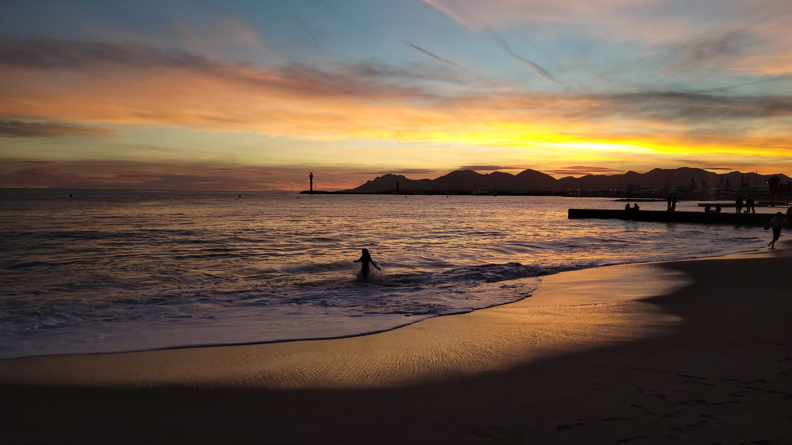 Read more about the article RAW+JPEG: How Artificial Intelligence can help the photographer to choose the right file